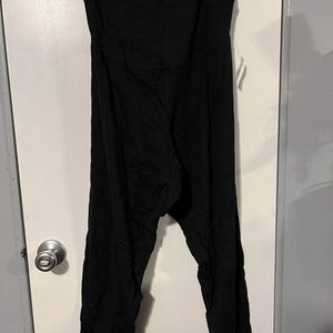 Motherhood Maternity black leggings brand new